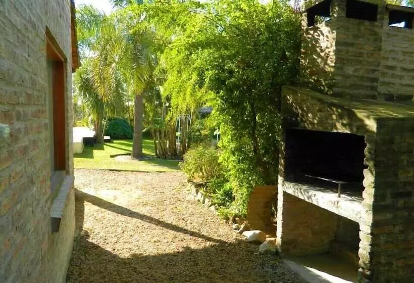 ホテル Cabañas Altos De Artalaz