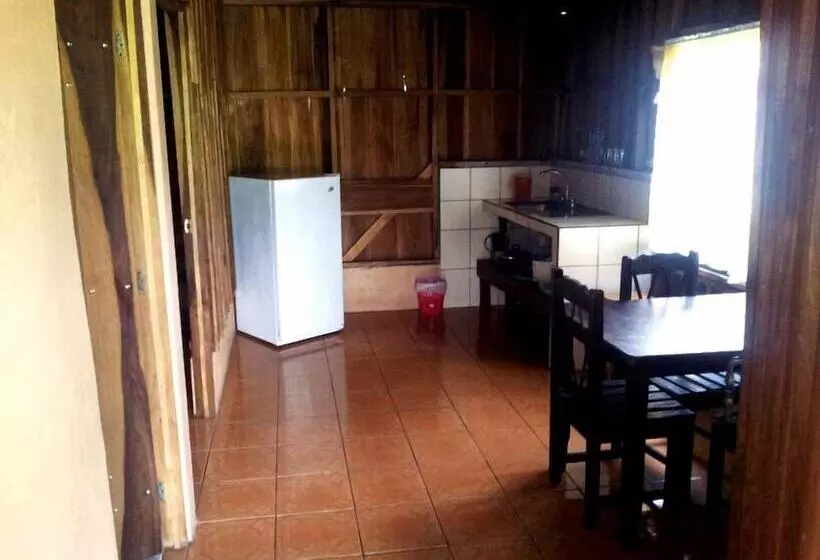 هتل Cabinas La Catarata