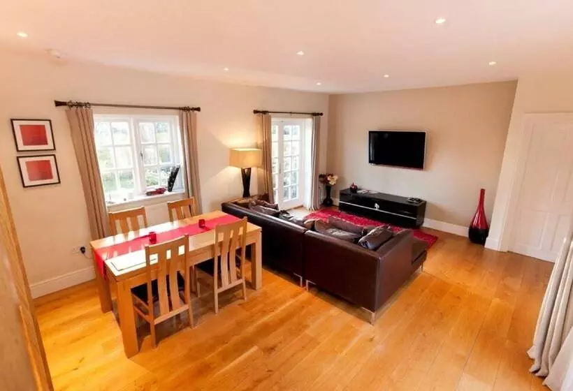 ホテル Dbs Serviced Apartments   The Delven