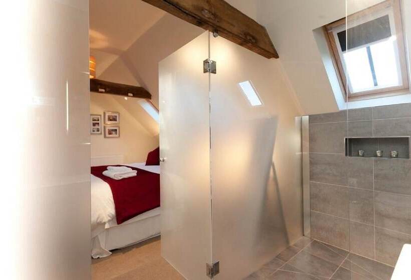 فندق Dbs Serviced Apartments The Delven