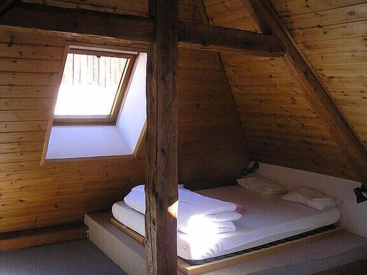 ホテル Gite La Mouree