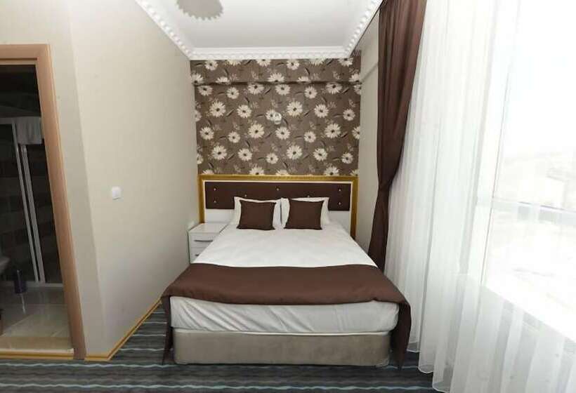 هتل Grand Surmely Business