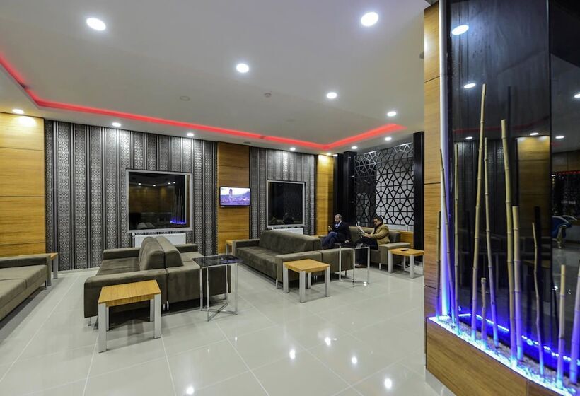 هتل Grand Surmely Business