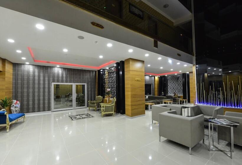 هتل Grand Surmely Business