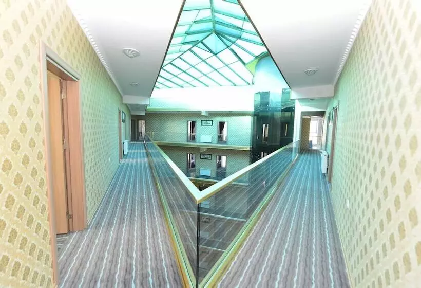 ホテル Grand Surmely Business