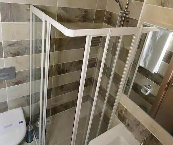 ホテル Grand Surmely Business