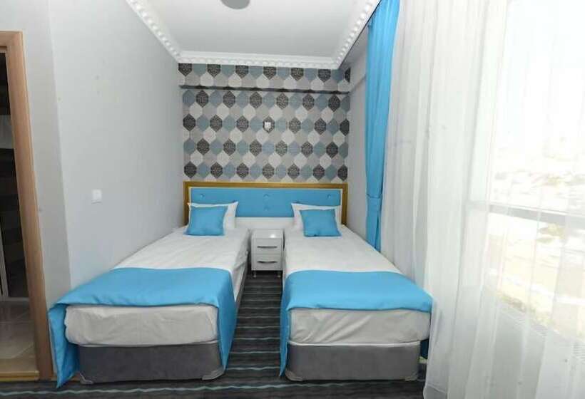 هتل Grand Surmely Business