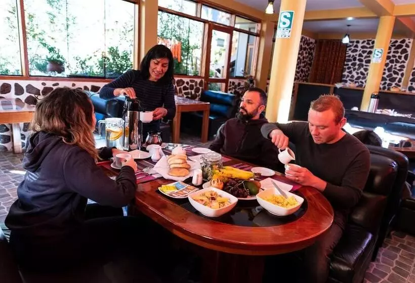 ホテル Peru Quechua S Lodge Ollantaytambo