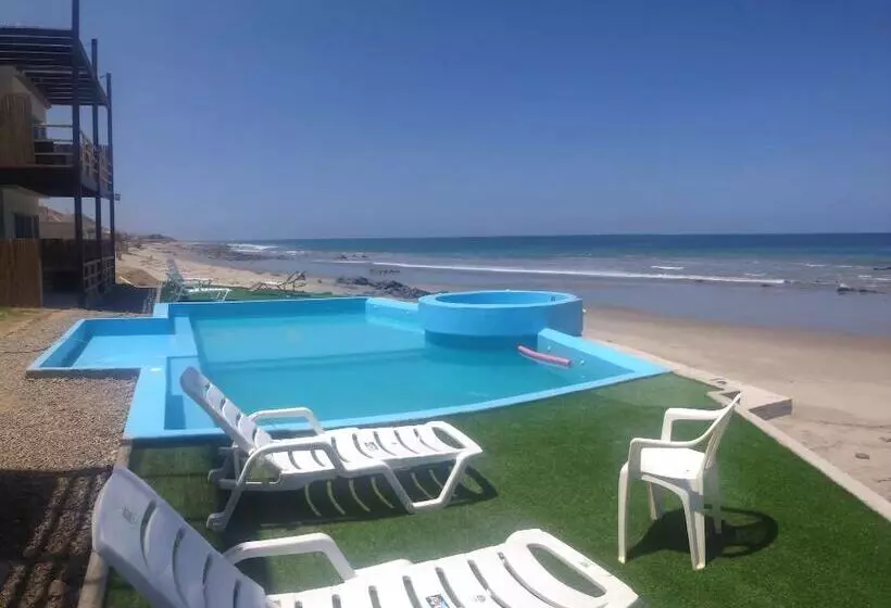 ホテル Punta Sol Departamentos