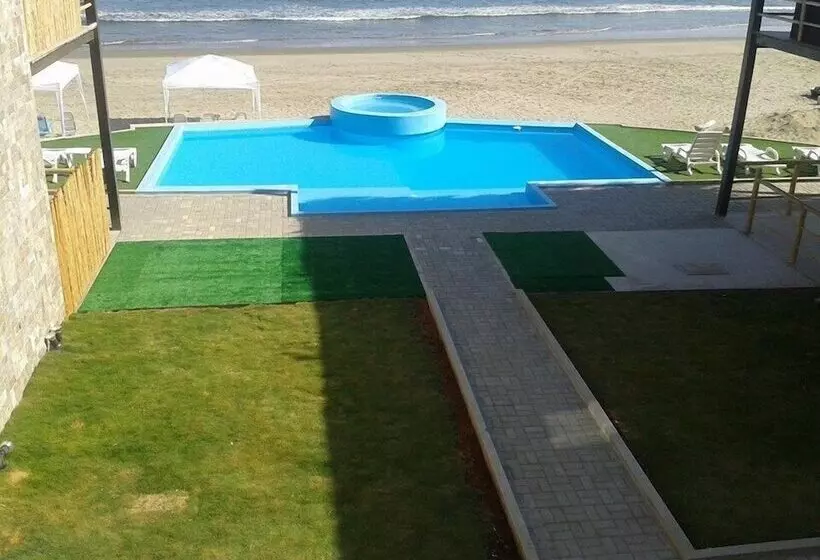 ホテル Punta Sol Departamentos