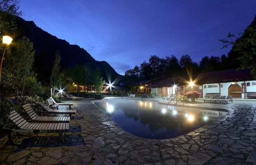 ホテル Termas Coñaripe