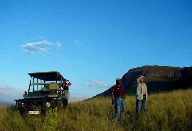 ホテル Tiveka Game Lodge