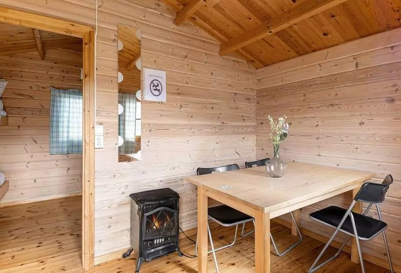 Hotelli Ulvik Camping