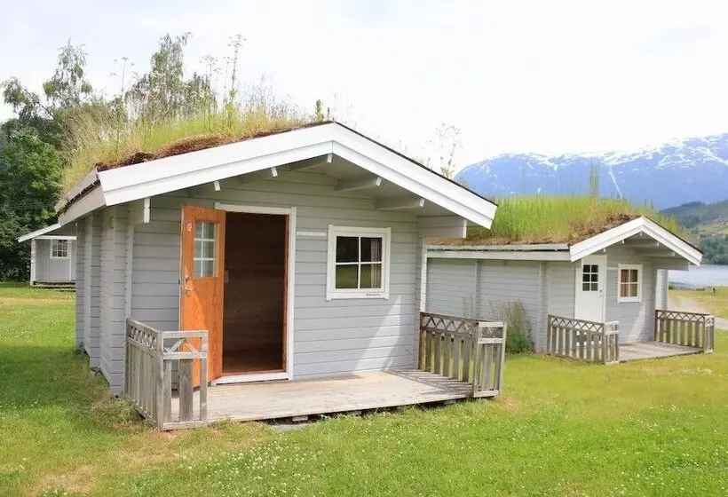 Hotelli Ulvik Camping