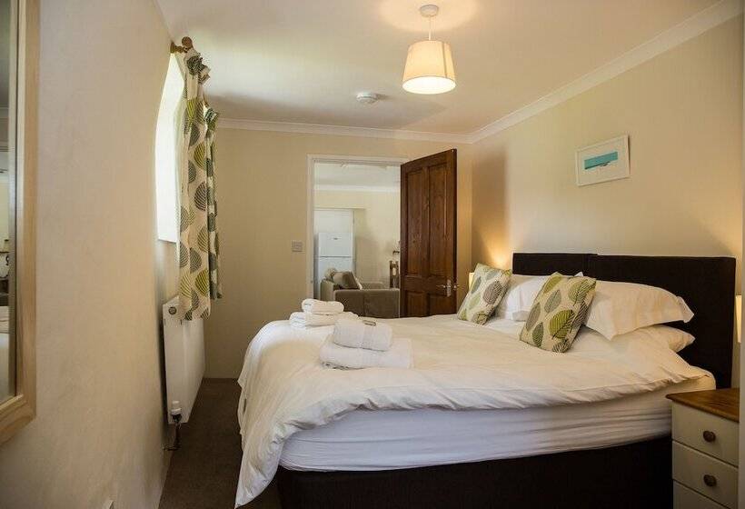 Pendragon Country Cottages