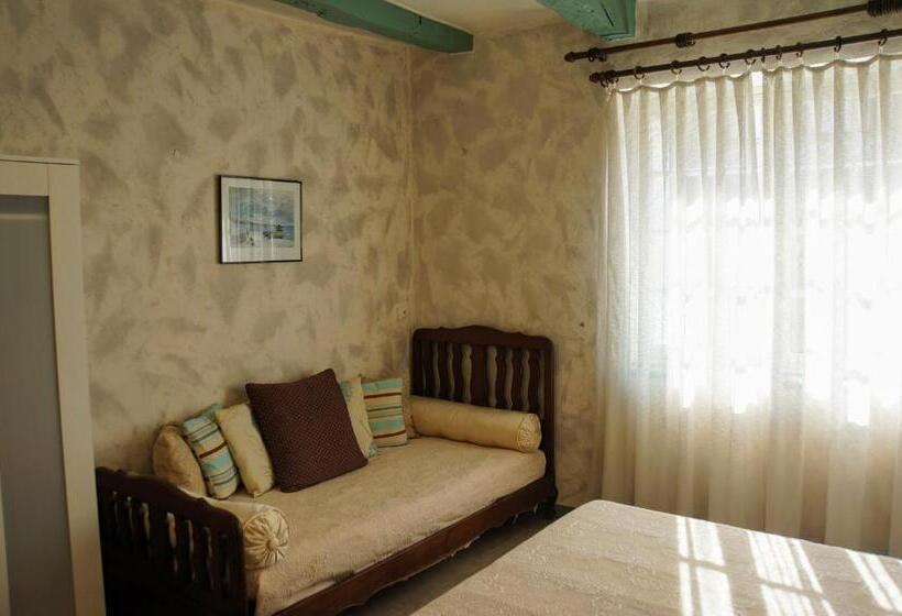 بنسيون Maison Du Manoir