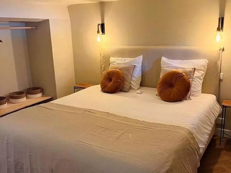 Aamiaismajoitus (B&B) Residence Le Mouron Rouge