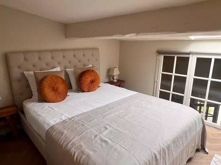 Aamiaismajoitus (B&B) Residence Le Mouron Rouge