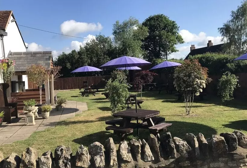 Aamiaismajoitus (B&B) The Fox And Goat