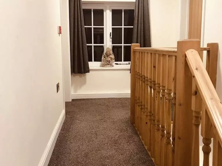 Aamiaismajoitus (B&B) The Fox And Goat