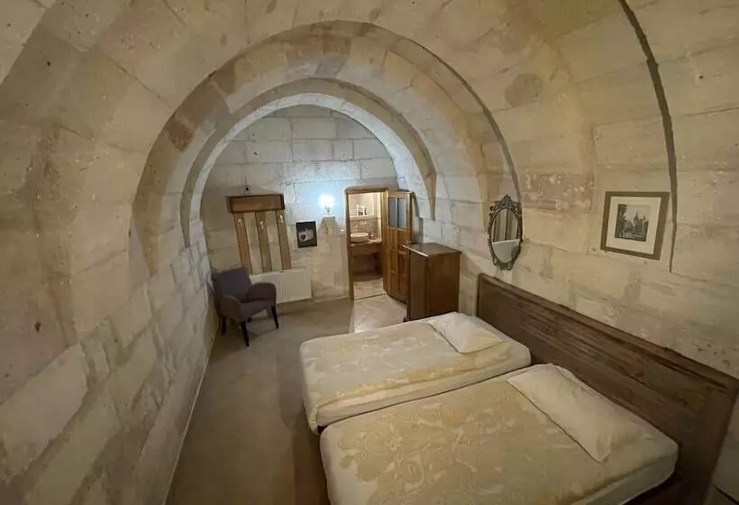 ホテル Anatolia Raymonde Cave House