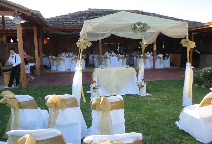 Hotel Arenas De Atacama