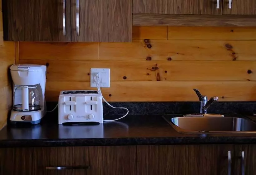 Hotelli Auberge Chateau Lamontagne