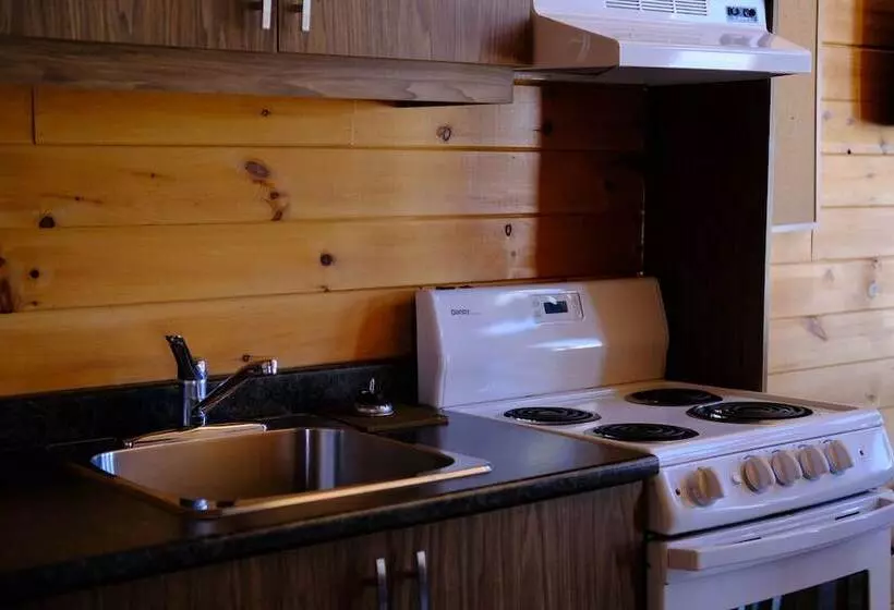 Hotelli Auberge Chateau Lamontagne