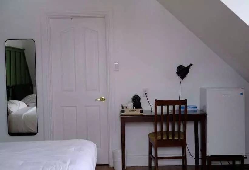 Hotelli Auberge Chateau Lamontagne