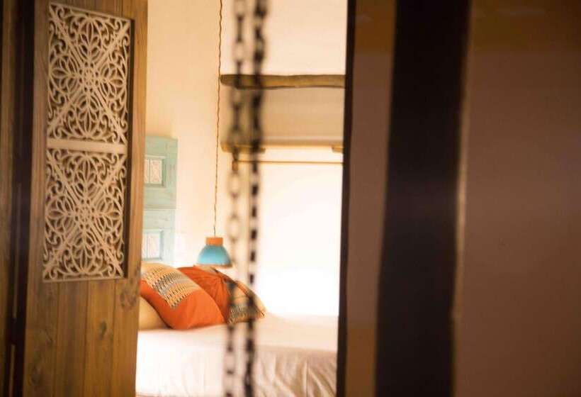 هتل Boutique Venturi