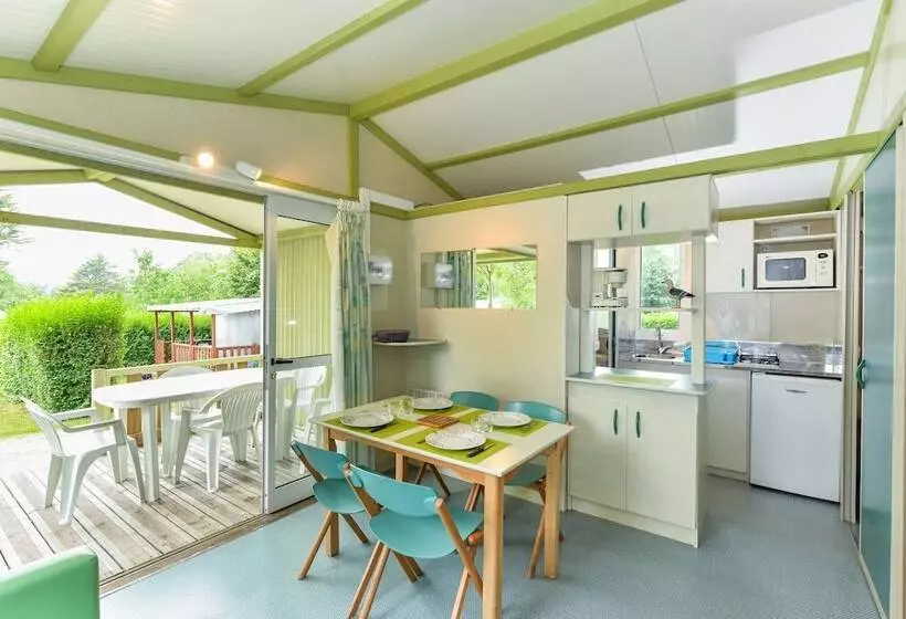 Hotelli Camping Le Kergariou