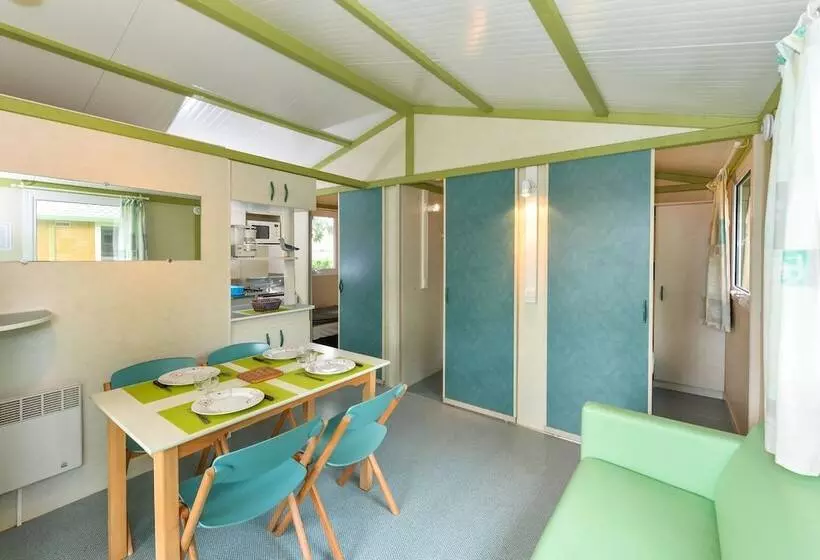 Hotelli Camping Le Kergariou