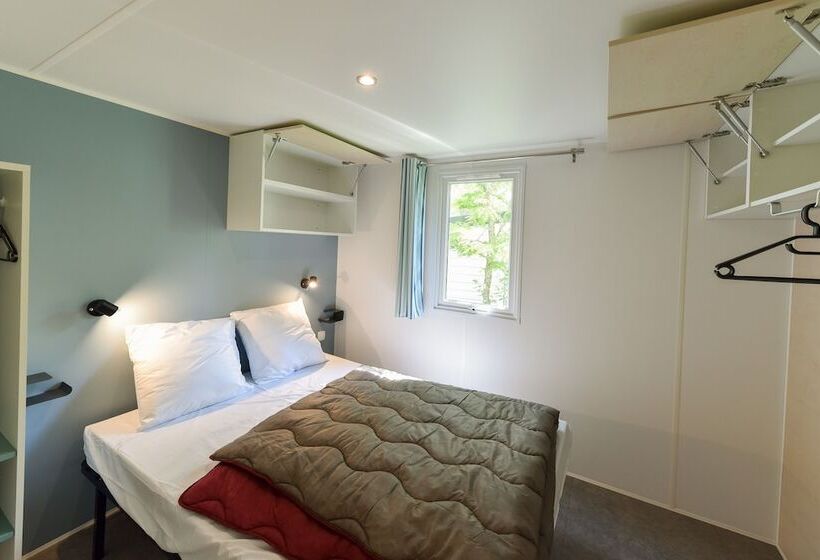 فندق Camping Le Kergariou