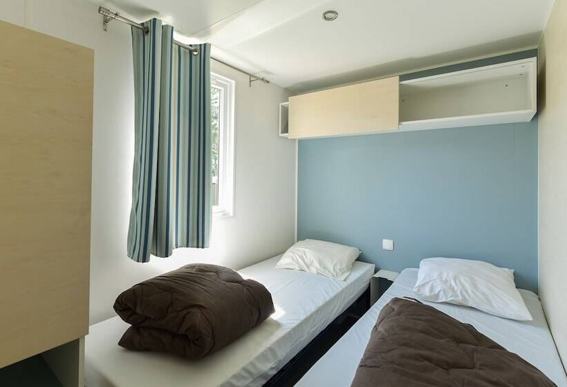 فندق Camping Le Kergariou