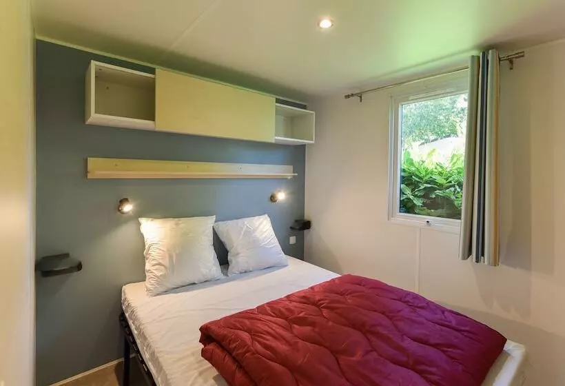 Hotelli Camping Le Kergariou