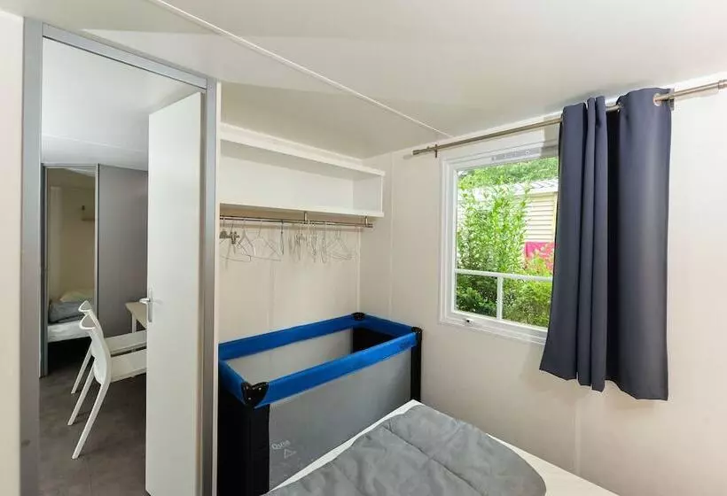 Hotelli Camping Le Kergariou