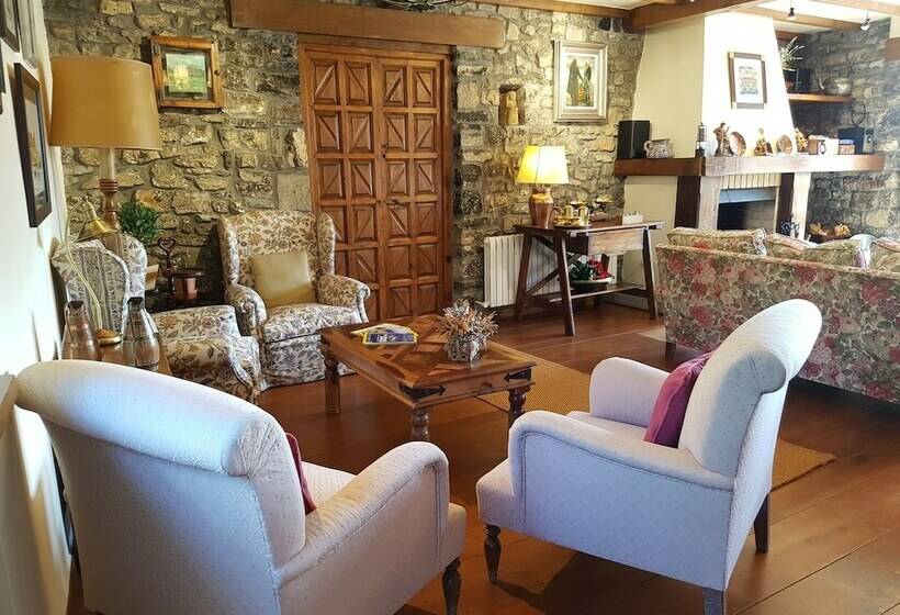 Отель Casa Rural Llugarón I