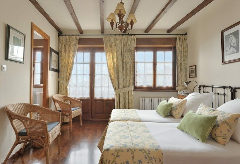 Отель Casa Rural Llugarón I