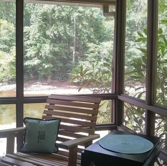 ホテル Cheat River Lodge And Cabins