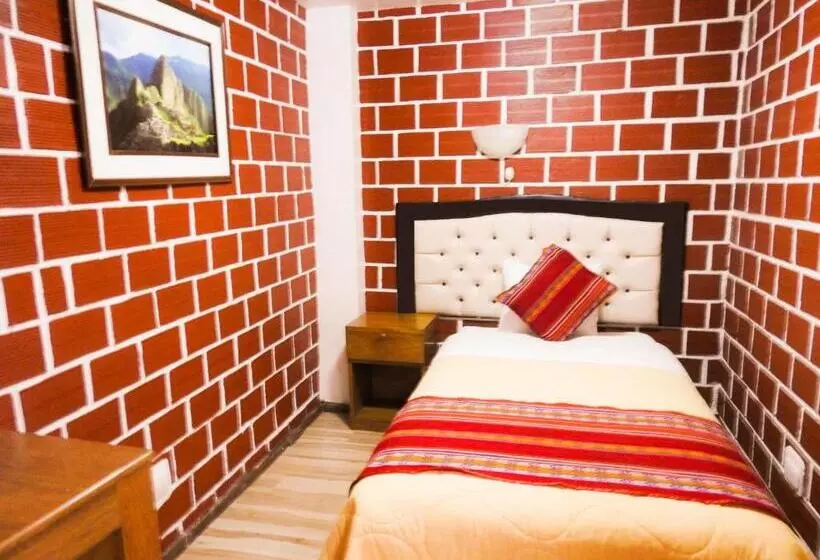 هتل Hostal Encanto Machupicchu