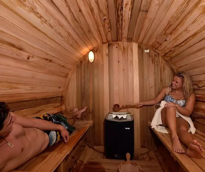 Hotelli Hôtel Les Mélèzes