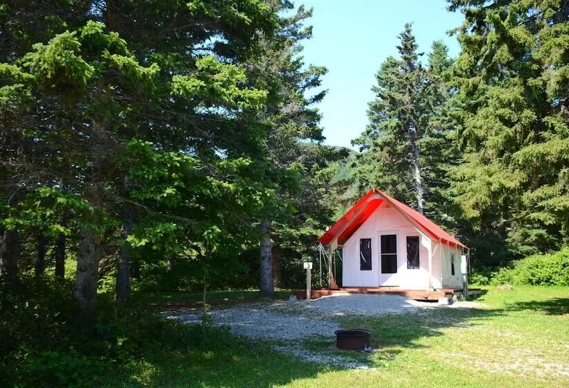 Hotelli Maisonnettes Camping De La Baie De Perce