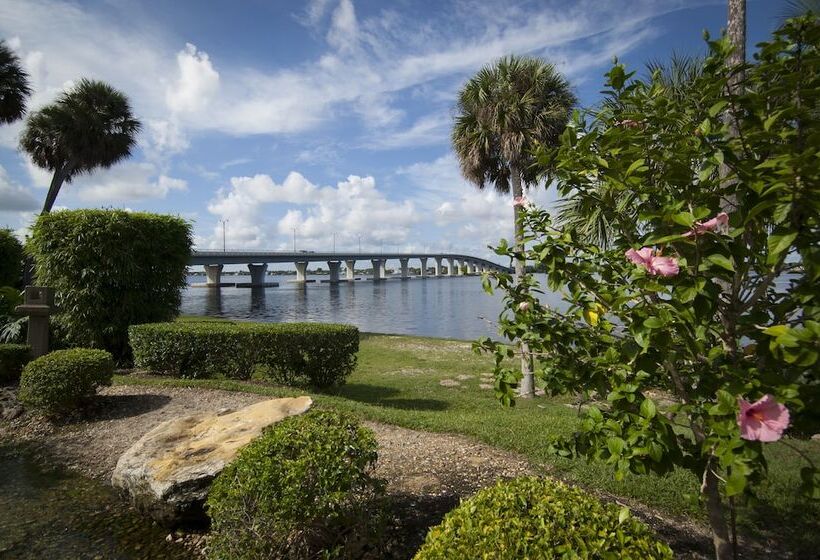 ホテル Ocean Breeze Rv Resort