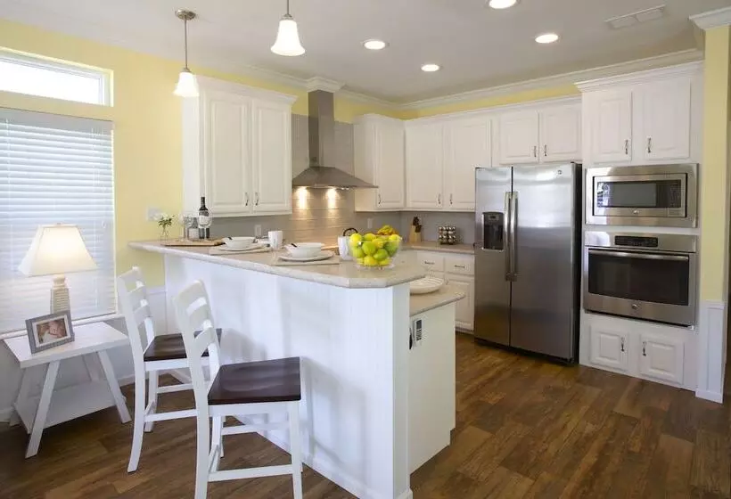 Hotelli Ocean Breeze Rv Resort