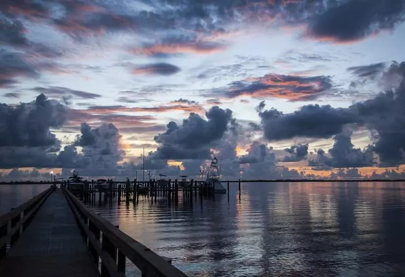 Hotelli Ocean Breeze Rv Resort