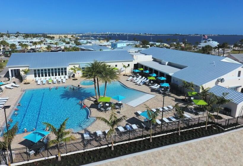 ホテル Ocean Breeze Rv Resort