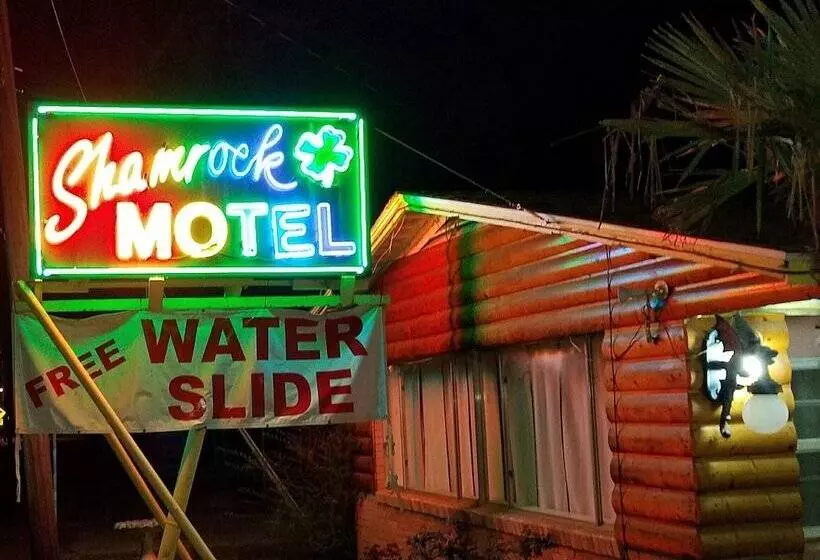 Little Shamrock Motel
