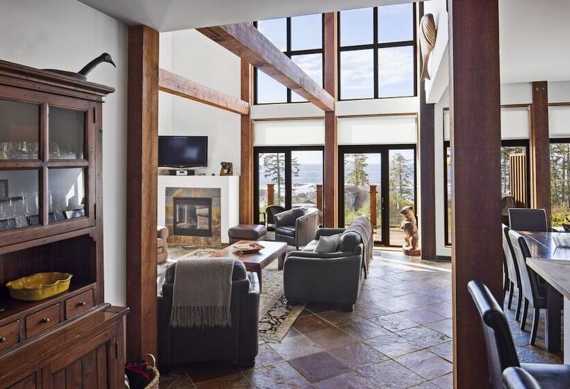 ペンション Black Rock Ridge