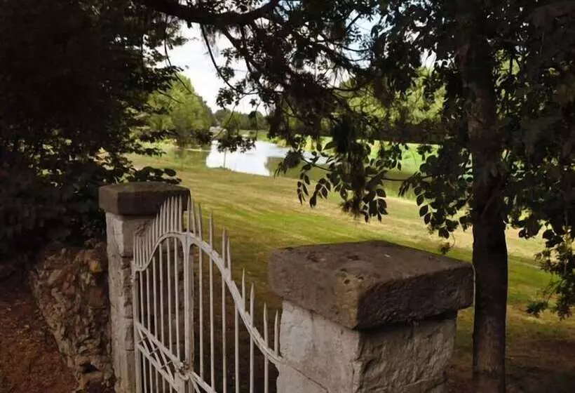 ペンション La Marronnière