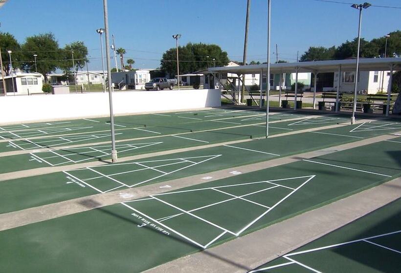 リゾートホテル Central Park Rv Park